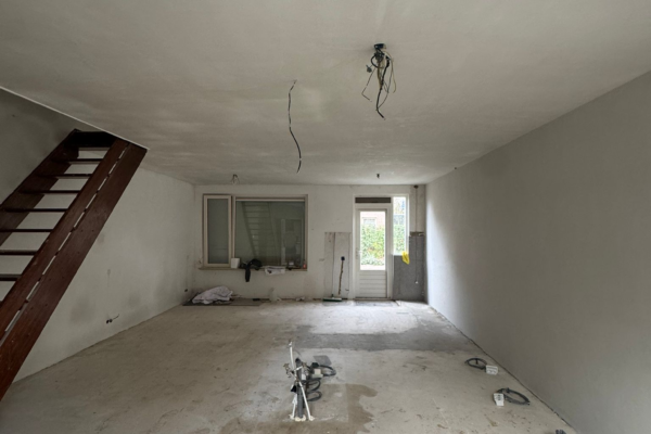 28a15e69-6c11-4c4f-b81b-943d46842680